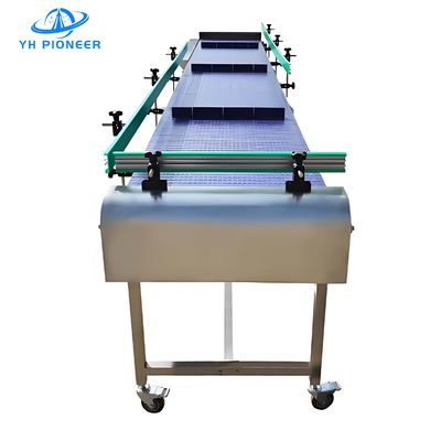 Guter Preis Verstellbare Geschwindigkeit Flat Top Modular Gürtelförderer SS304 Kohlenstoffstahl Beschichtungsrahmen Online